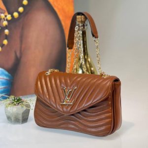 AVRUPA TÜRKİYE REPLİKA ÇANTA AL