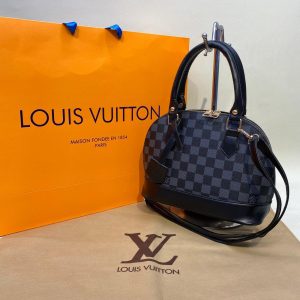 LOUİS VUİTTON EL ÇANTALARI
