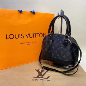 LOUİS VUİTTON EL ÇANTALARI