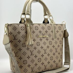Louis Vuitton Geniş Çanta