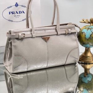 prada-kadin-toptan-cantasi