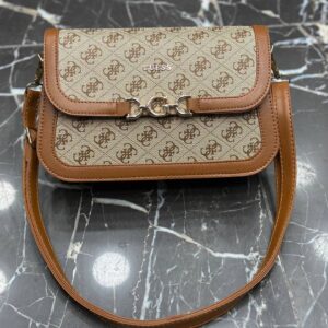 askılı guess canta