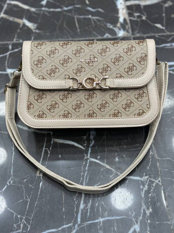 askılı guess canta