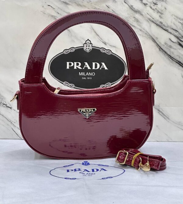 Prada Yeni Sezon Kadın Çantası