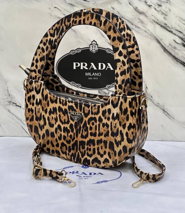 Prada Yeni Sezon Kadın Çantası