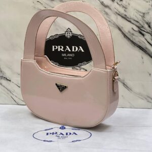 Prada Yeni Sezon Kadın Çantası