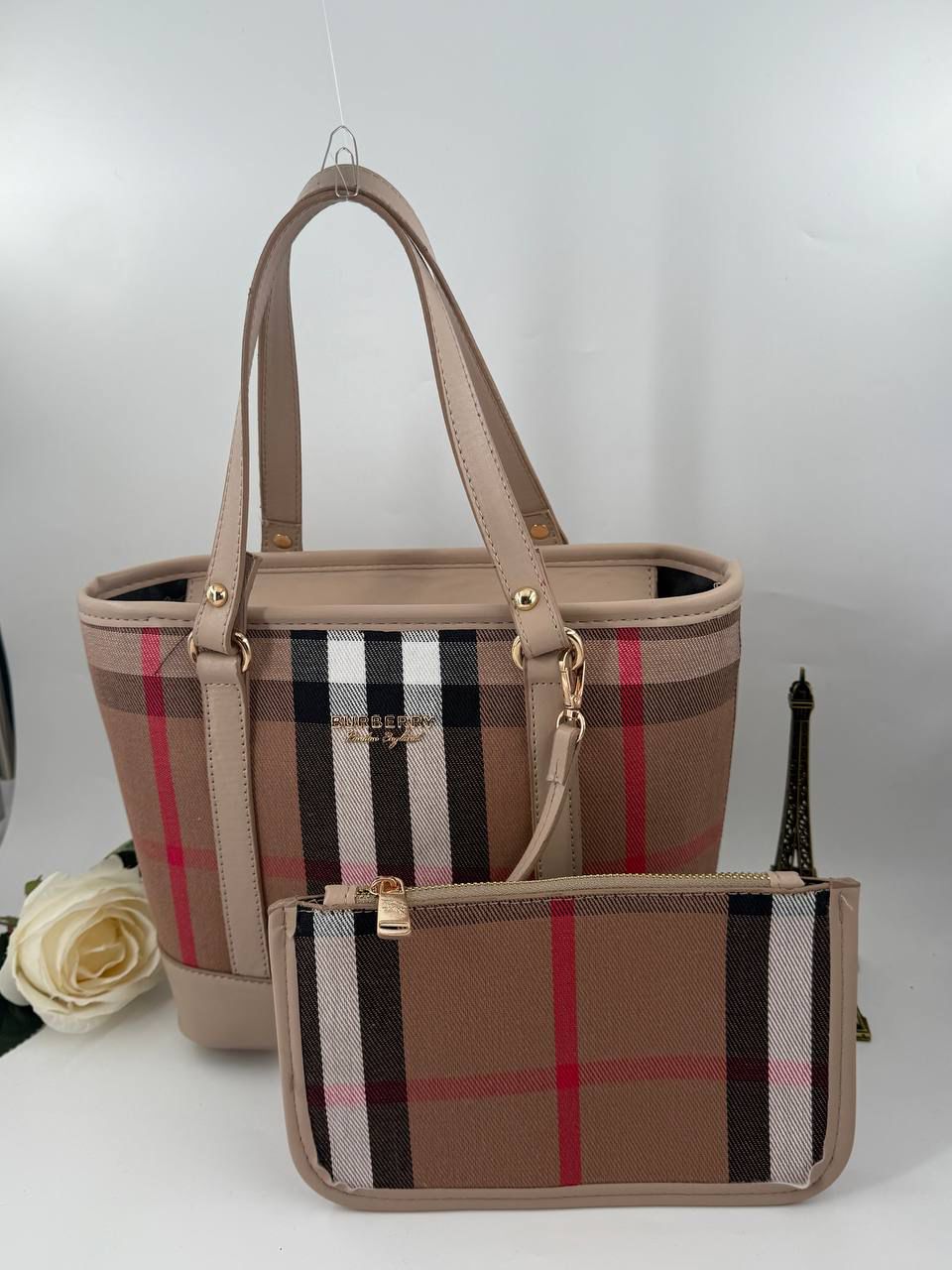 Burberry Kanvas Omuz Çantası